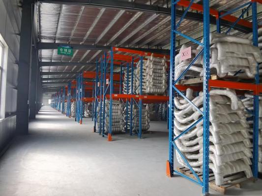 Yeni Verimli Araba Ön Çelik Bull Bar, Hiace Ford Jeep Mitsushi Lc200 toyota nissan ford jeep Toyota Hilux F150 Isuzu Hiace Mitsubishi jeep gmc great wall Volkswagen için Led Işıklarla