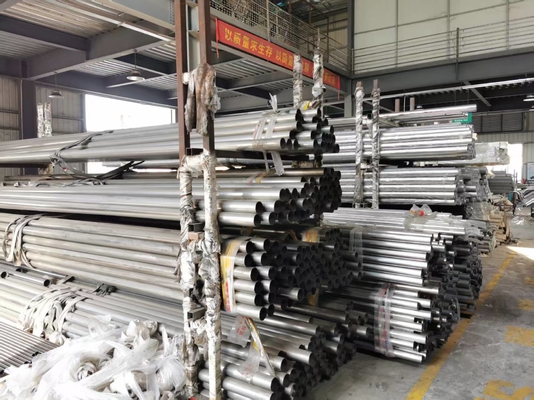 Dongsui Fabrikası Klasik Güçlü Kuzey Amerika Fabrikası Orijinal Fiyat Yeni Şekillendirilmiş Yarım Kamyon Bumper Geyik Korumaları Kargo Uçağı Cascadia Volvo Uluslararası Prostar Kenworth Peterbilt Mack Pinnacle