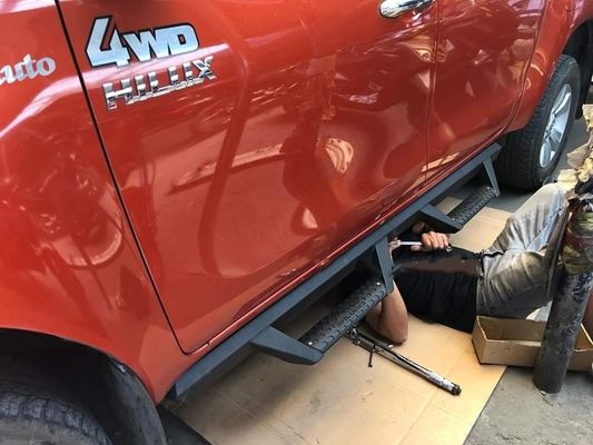 OEM Üretici Toptan Metal Özel Koşu Panoları, Hilux LC NP300 Isuzu Triton için Kamyon Basamak Çubukları