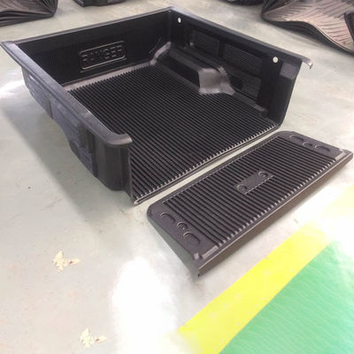 Dongsui OEM 4X4 Araba Aksesuarları Kamyon Yatak Astarı Kapak HDPE Çift Kabin Bedliner