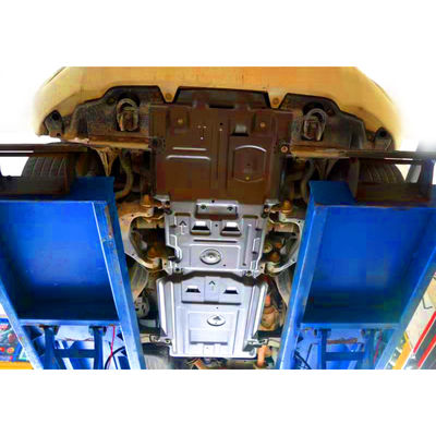 Dongsui OEM Araba Parçaları Kamyon Skid Plaka Toyota Hilux Rocco Revo Vigo Için