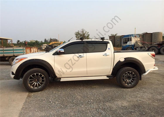 Premium Hammaddeler Kamyon Çamurluk Mazda BT-50 için Siyah Renk Fişekleri
