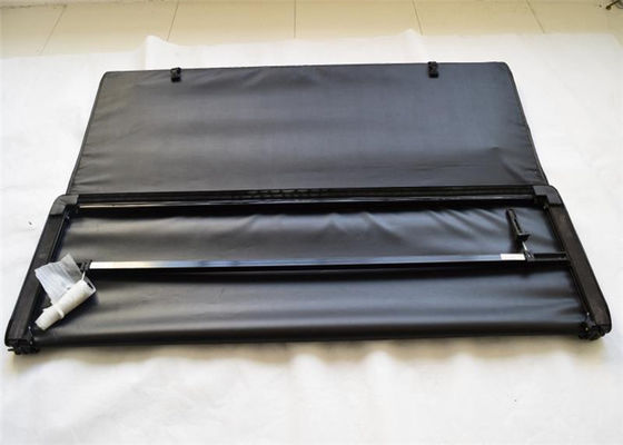 PVC Yumuşak Üç Kat Tonneau Yatak Örtüsü Toyota Hulix Revo Için 12 Ay Garanti