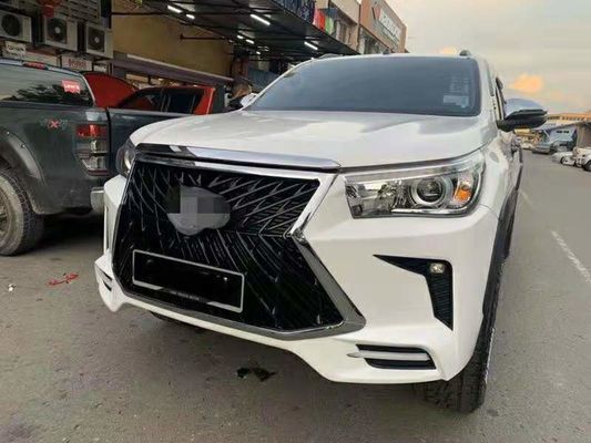 Toyota Hilux Rocco Güncelleme Lexus için OEM Üretici Toptan Oto Araba Ön Tampon Izgarası