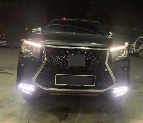 Toyota Hilux Rocco Güncelleme Lexus için OEM Üretici Toptan Oto Araba Ön Tampon Izgarası