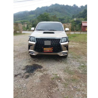 Toyota Hilux Rocco Güncelleme Lexus için OEM Üretici Toptan Oto Araba Ön Tampon Izgarası