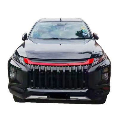 Mitsubishi Triton L200 2019 2020 2021 için 4x4 ABS Otomobil Parçaları L200 Siyah Izgara