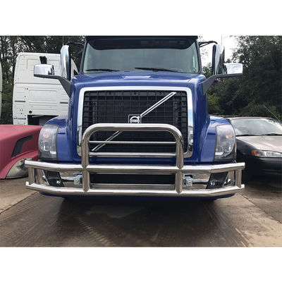 Dongsui Fabrikası Zorlu Kuzey Amerika fabrika orijinal fiyat Yeni stil yarı kamyon Bumper Geyik Korumaları Kargo Cascadia Volvo Uluslararası Prostar Kenworth Peterbilt Mack Pinnacle