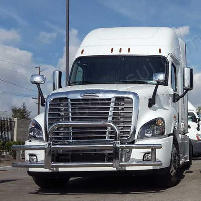 Dongsui Fabrikası klasik Tough Kuzey Amerika fabrika orijinal fiyat Yeni tarz Yarı Kamyon Tampon Geyik Korumaları Freightliner Cascadia For Volvo International Prostar Kenworth Peterbilt Mack Pinnacle için
